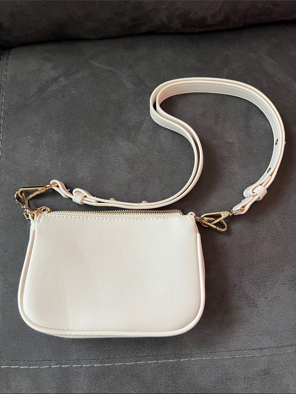 Minimalist White Crossbody Bag with Adjustable Strap